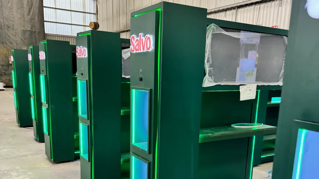 14 Exhibidores para Salvo